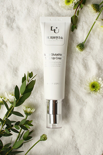 skin lightening glutathione cream 6 x First Lady GlutaWhite Collagen Whitening DAY Face Cream with Glutathione  & SPF 15 creme de jour