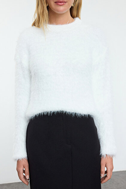 Trendyolmilla Ekru Crop Geniş Kalıp Sakallı Bisiklet Yaka Triko