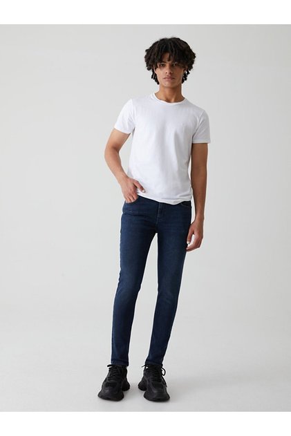 Basic Slim Fit White T-shirt