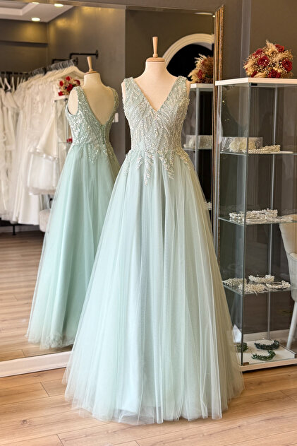 Lenta Moda Water Green V-Neck Leaf Pattern Lace Detailed Maxi Length Evening and Wedding Dress- Trendyol Lenta Moda Water Green V-Neck Leaf Pattern Lace Detailed Maxi Length Evening and Wedding Dress- Trendyol