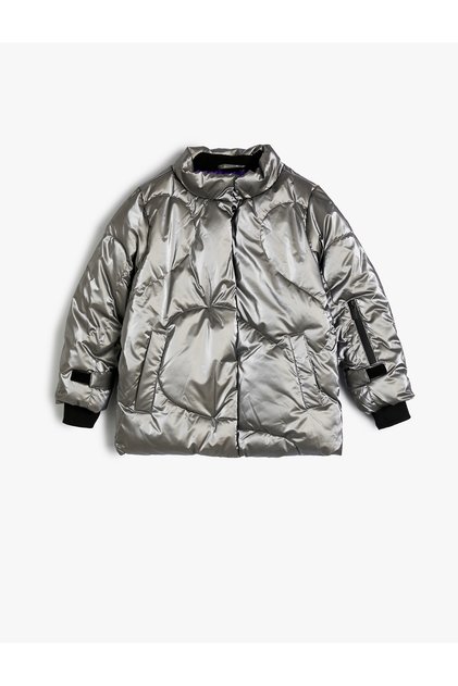 Puffer Jacket with Stand Collar Zipper and Pocket Detail