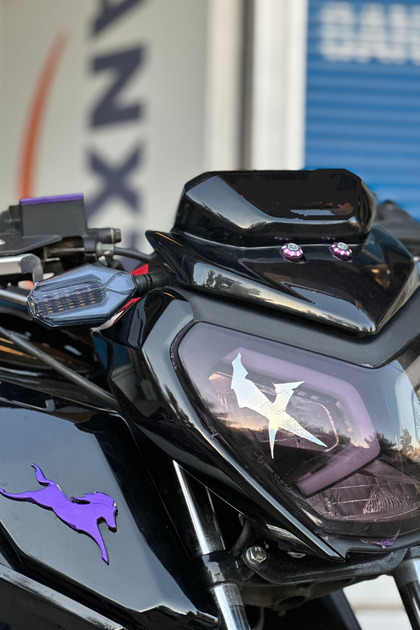 Motor Farı için Hologramlı Venom Gözü Sticker 10CM (1 Adet)
