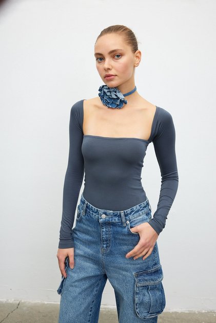 Square neck top - Limited edition