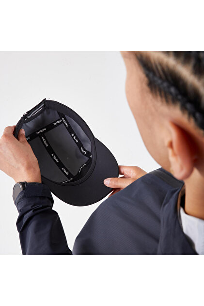 Decathlon Kiprun Yetişkin Yağmur Koşu Şapkası - 5 Panel - Siyah