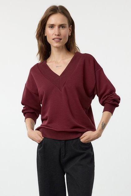 Hanorac tricotat cu decolteu în V, gros, normal, culoare burgundy TWOAW25SW00147