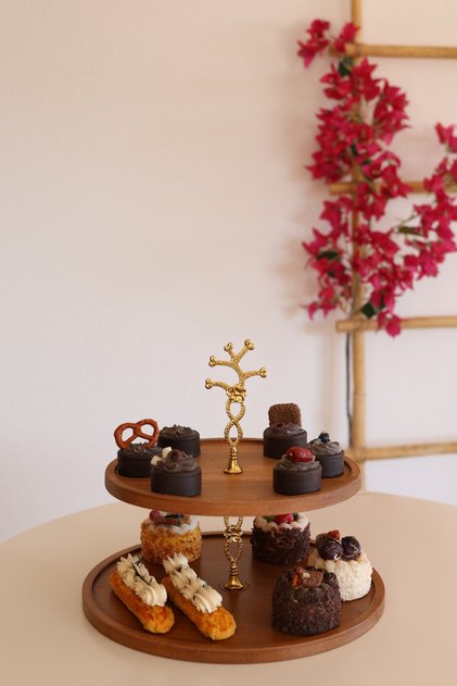 2 Tiers 25/30 cm Gold Floral Wooden Cake Presentation Stand, Serving Presentation Plate, Catering Holder