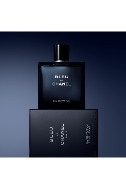 Chanel Bleu De Aromatik ve Odunsu Karaktere Sahip Eau de Parfum