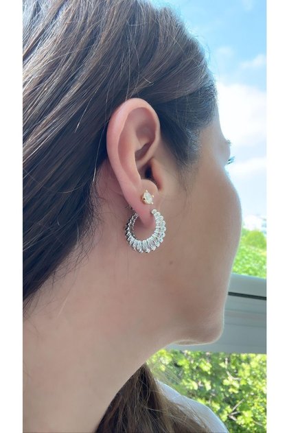 Special Series Brass Plated Anti-tarnish Earrings with Mussel Auger Detail