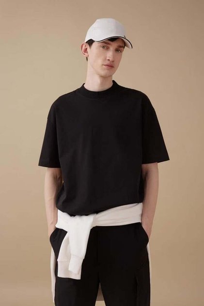 T-Shirt (24 Items)
