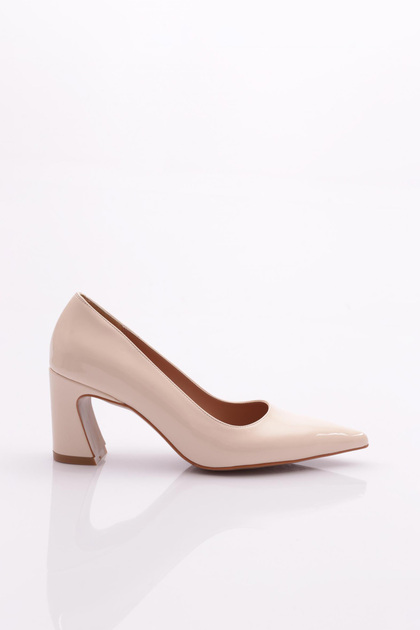 Women's Oval Heeled Shoes, Leather Wrinkled Patent Leather 26935910