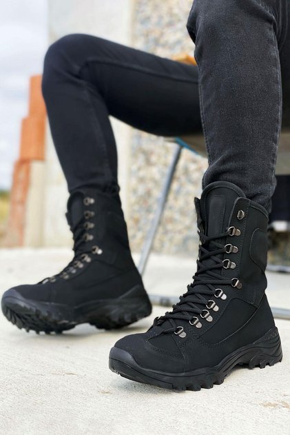 Black Boots