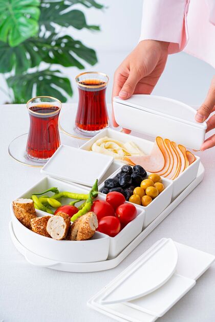 6 Piece Oval Tray Porcelain Covered Breakfast Set Set