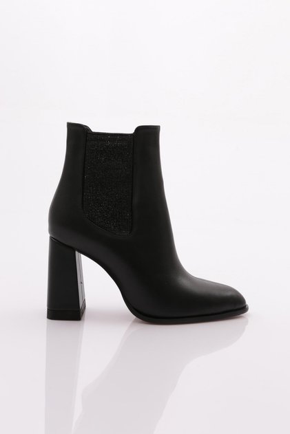 Black 9024 Model Women's Heeled Boots