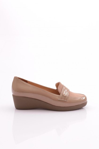 23082 Women's Comfort Shoes with Stripes on the Front