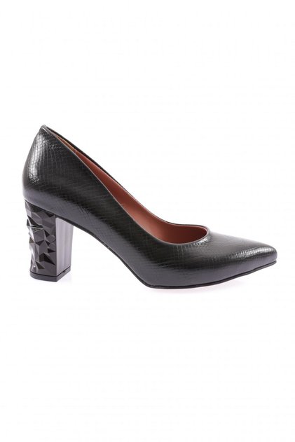 Women's Pointed Toe Low-Cut Shoes Black Printed Snake 74321029
