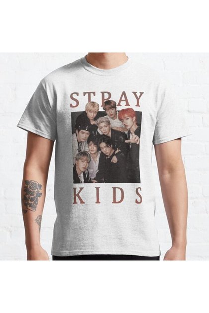 Loose Fit Unisex Stray Kids Vintage Retro Band Style 90s Design Printed T-shirt