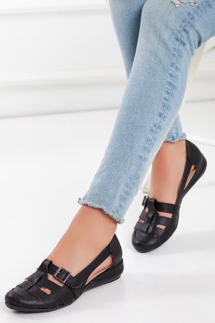 Black Large Size Women's Shoes with Buckle Daily