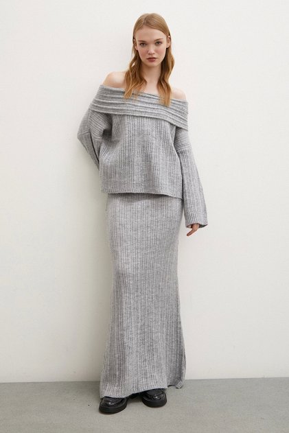 Skirted Madonna Collar Suit Gray