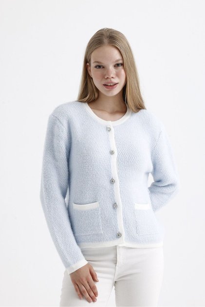 Stylish Knitwear Cardigan with Pockets