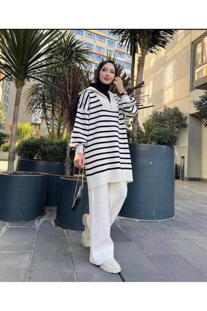 Zippered Collar Striped Knitwear Set