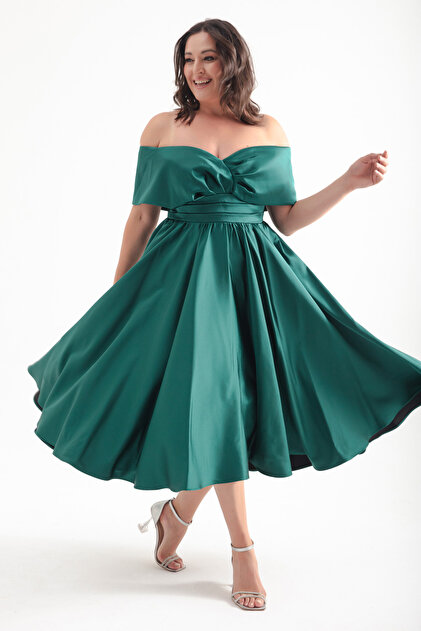 julianne moore green dress sirens Women Green Satin Plus Size Wrap Dress