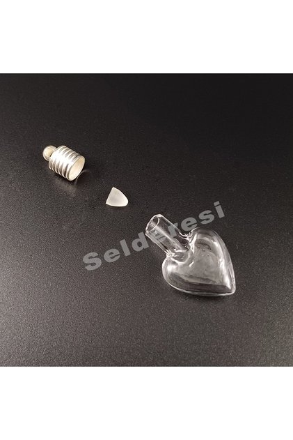 1 Adet Kalp Model Minik Boş Cam Kolye Ucu