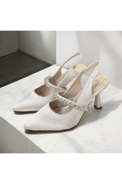 Stoned high-heeled satin shoes