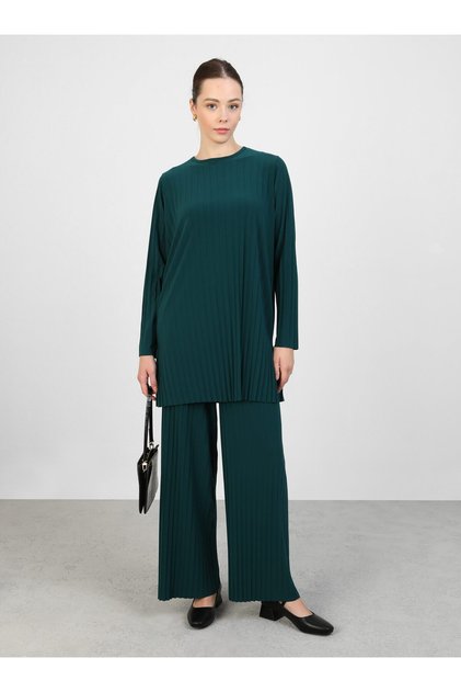 Emerald Refka Pleated Sandy Set