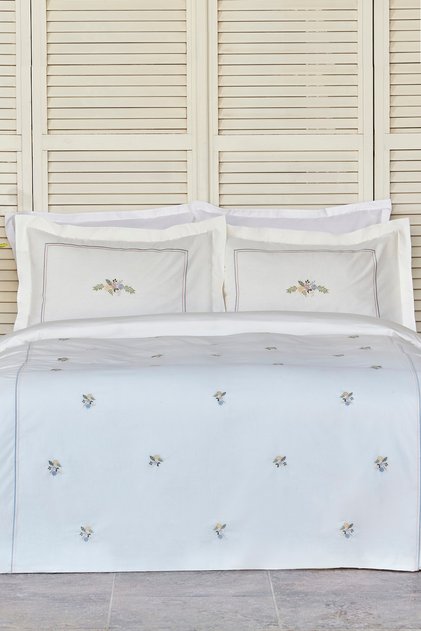 Cavale Double Embroidered Powder Percale Duvet Cover Set
