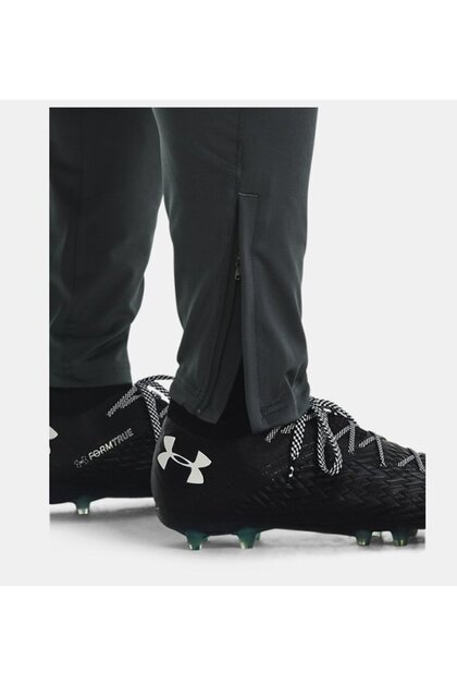 Under Armour Erkek UA Challenger Antrenman Pantolon 1379587-025