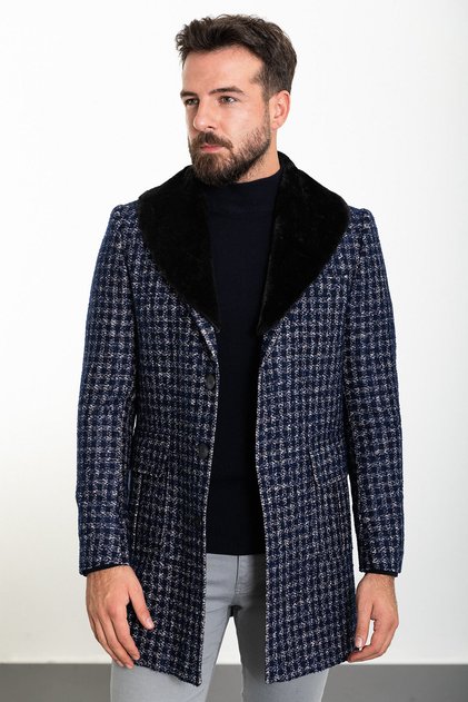 Coat with Fur Collar