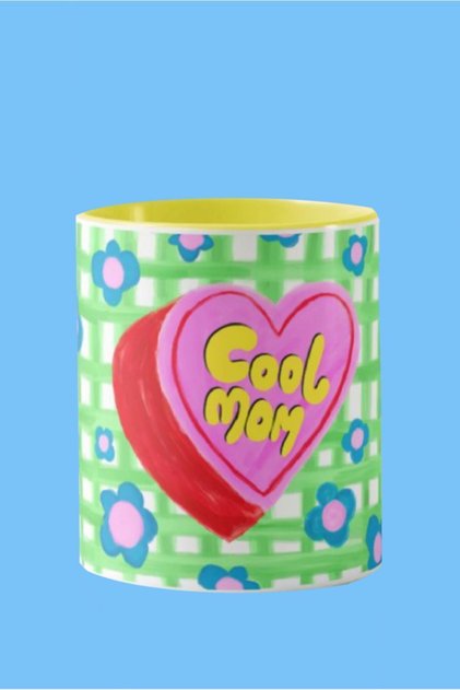 Kupa Serisinden "COOL MOM" Kupa El Çizimi Özgün Tasarımlı Dijital Baskı Kupa 9.5x8 Cm