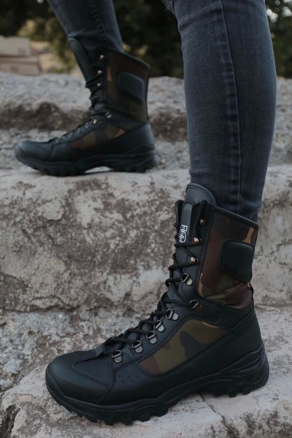 Black Camouflage Men's Boots
