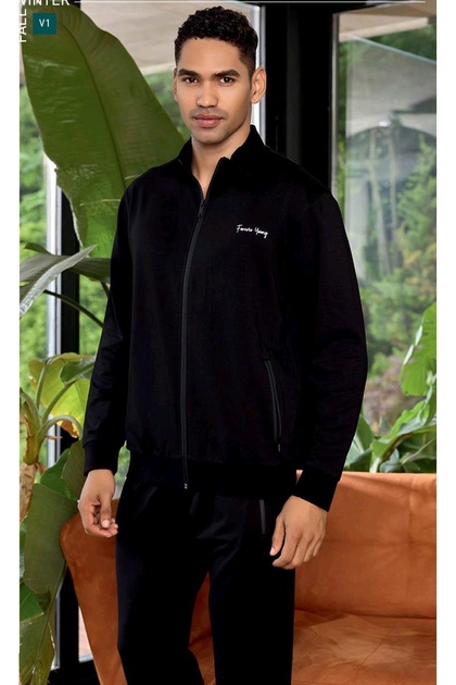 Men's Zippered Black Tracksuit