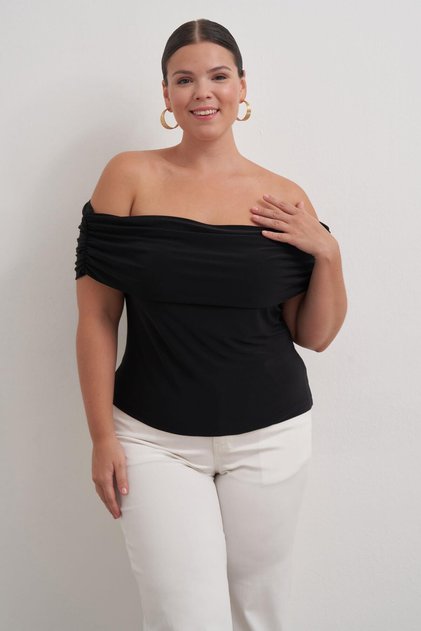 Bluza sa otvorenim ramenima Naborano