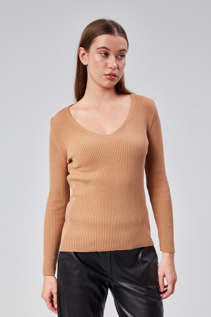 Women's V-Neck Basic Sweater Camel