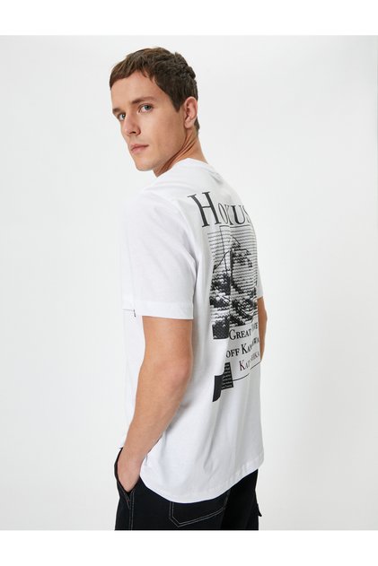 Hokusai T-Shirt Licensed Back Printed Short Sleeve Crew Neck Cotton