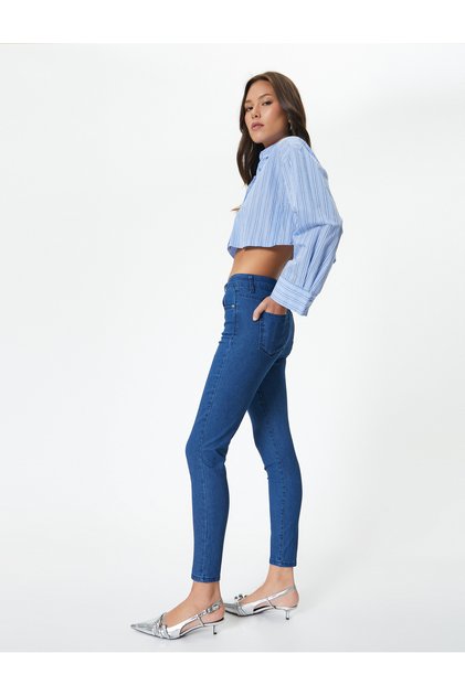 High Waist Skinny Jeans with Narrow Leg Pockets - Carmen Skinny Jeans