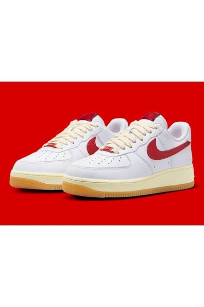 Air Force 1 '07 SU23 Kadın Spor Ayakkabı (Dar Kalıp 1 Beden Büyük Alınız