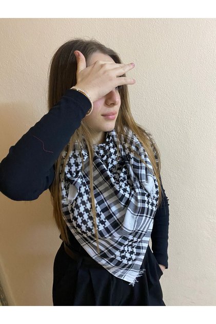 Unisex Cotton Large Size Puffy Shawl Suitable for Daily Use - Black and White Kefiye Model Square Bag