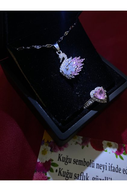 Çelik Kuğu Kolye ve Kalpli Yüzük Set - Işıklı Kutu ile Birlikte