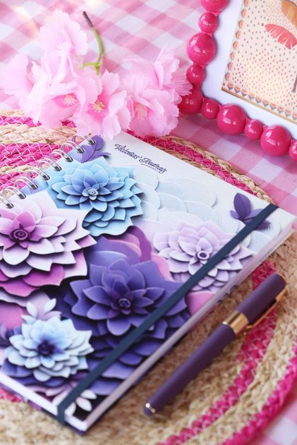 Spiralli Defter Sert Kapak 192 Sayfa 96 Yaprak 17x24 cm 90gr