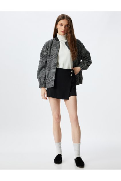 Double Breasted Button Detailed Mini Shorts Skirt