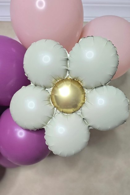 Retro Daisy Beige Color Daisy Foil Balloon