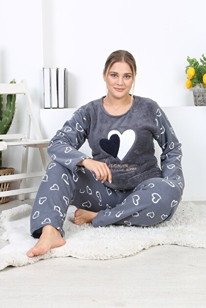 Women's Plus Size Fleece Pajama Set