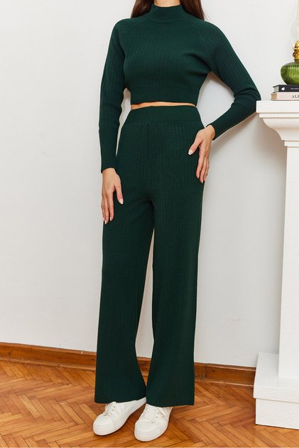 Women's Emerald Green Crop Ribbed Knitwear Top and Bottom Set with Finger Detail 85001045