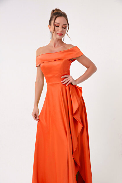 open lace back dress Tangerine Gazar Boat Neck Sheath Dress with Plunge Back main image 1