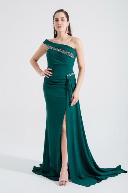 Lafaba Women's Emerald Green Boat Neck Jewelled Long Evening Dress- Trendyol Lafaba Women's Emerald Green Boat Neck Jewelled Long Evening Dress- Trendyol