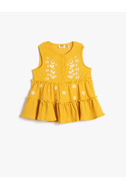 Sleeveless T-Shirt Floral Embroidery Detail Ruffled Loose Fit