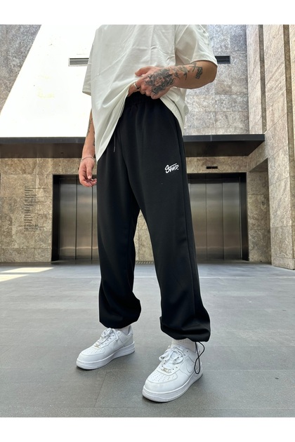 No362 Stwd Embroidered Baggy Sweatpants with Stopper Leg - Black